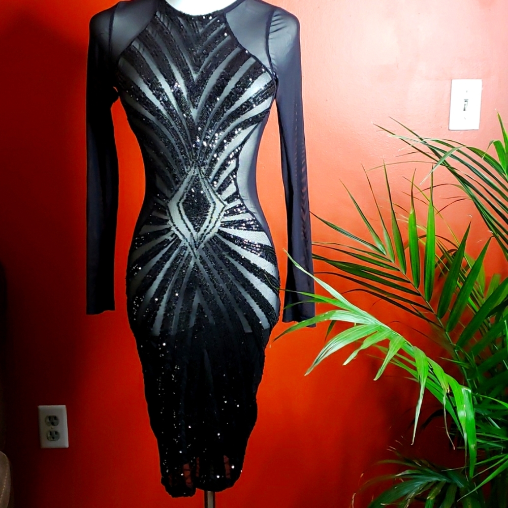 Auditions Chic Black sheer sequins front size S does stretch